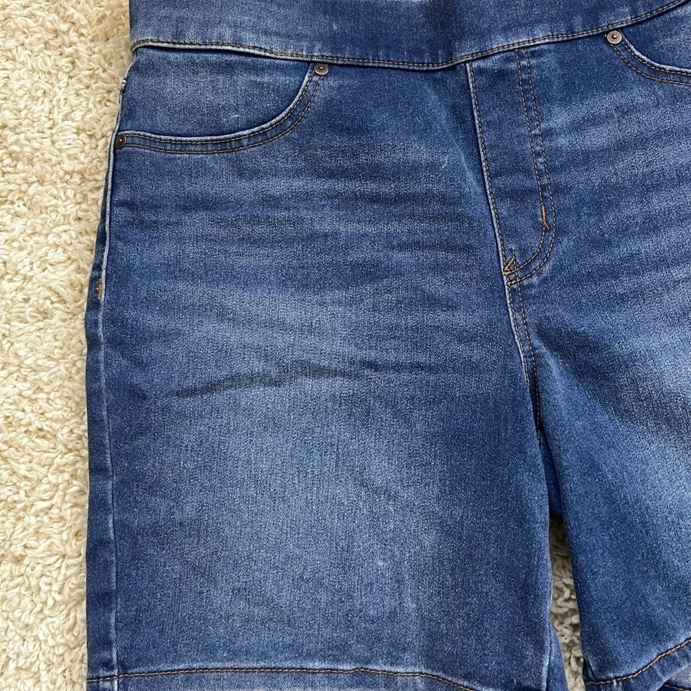 WOMENS NEW DIRECTION PULL ON SHORTS SIZE 10 SHORT EUC - Picture 2 of 10